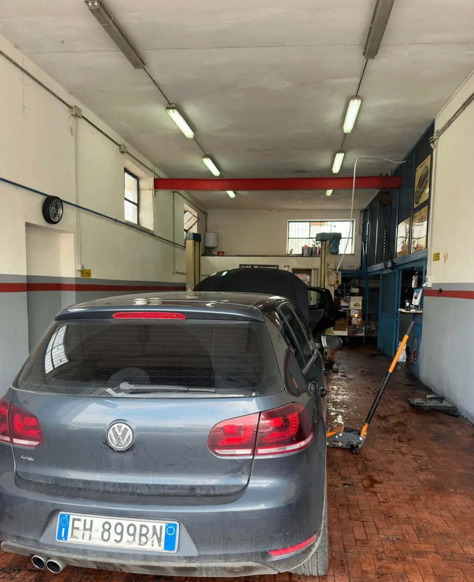 Area di lavoro dell'officina